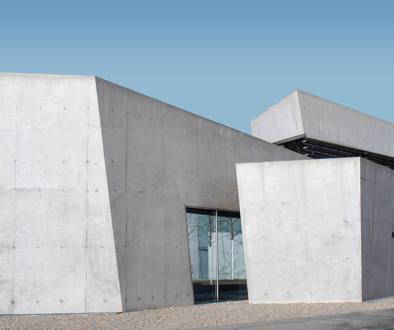 Concrete Architecture Trgovina Parket MIT